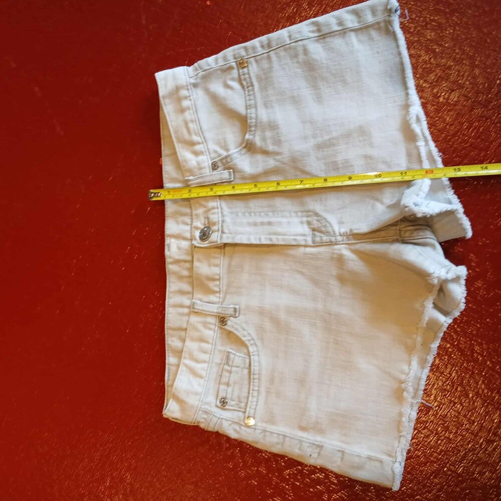7 For All Mankind Gray Cutoff Shorts Size 28 - Picture 9 of 9
